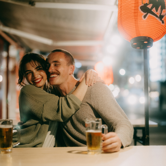 What Is \'New Relationship Energy\'? Here\'s What You Should Know About Its Pros... and Cons